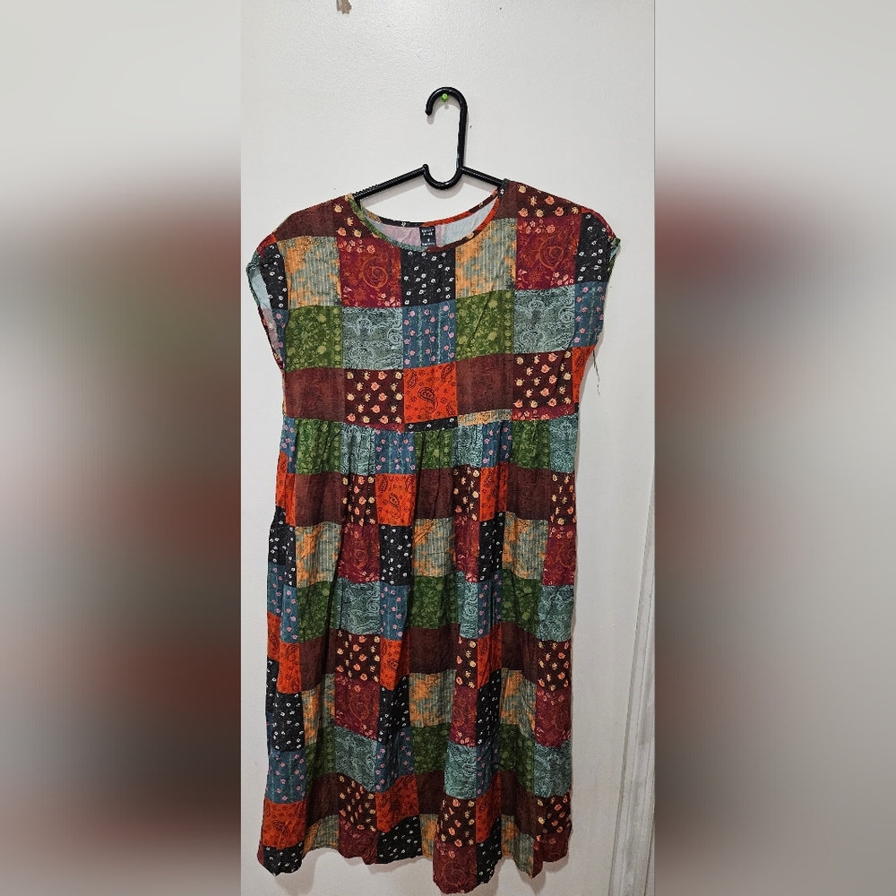 Patchwork Quilt with Multicolor Dress